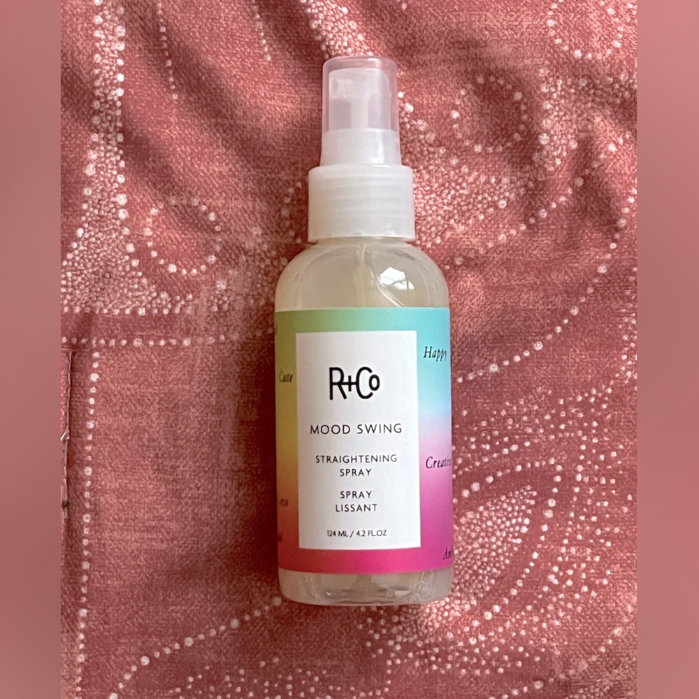 R+Co Mood Swing Straightening Spray, 4.2 fl.oz. New, never sprayed.